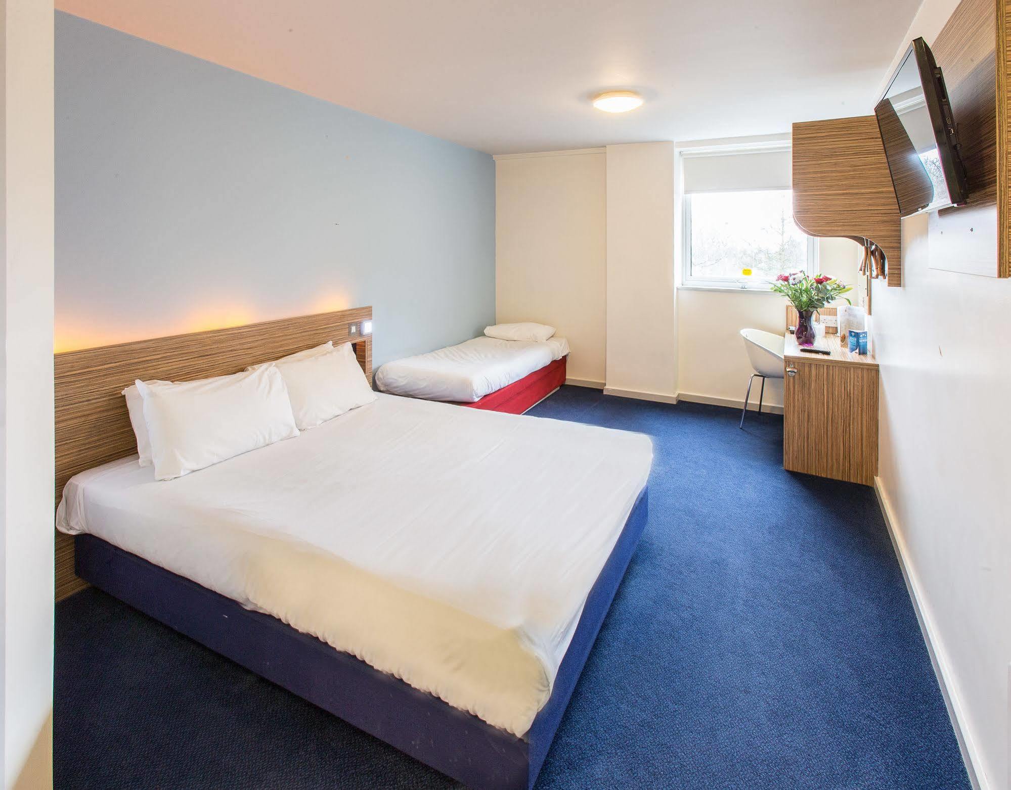 Redwings Lodge Wolverhampton Central Εξωτερικό φωτογραφία
