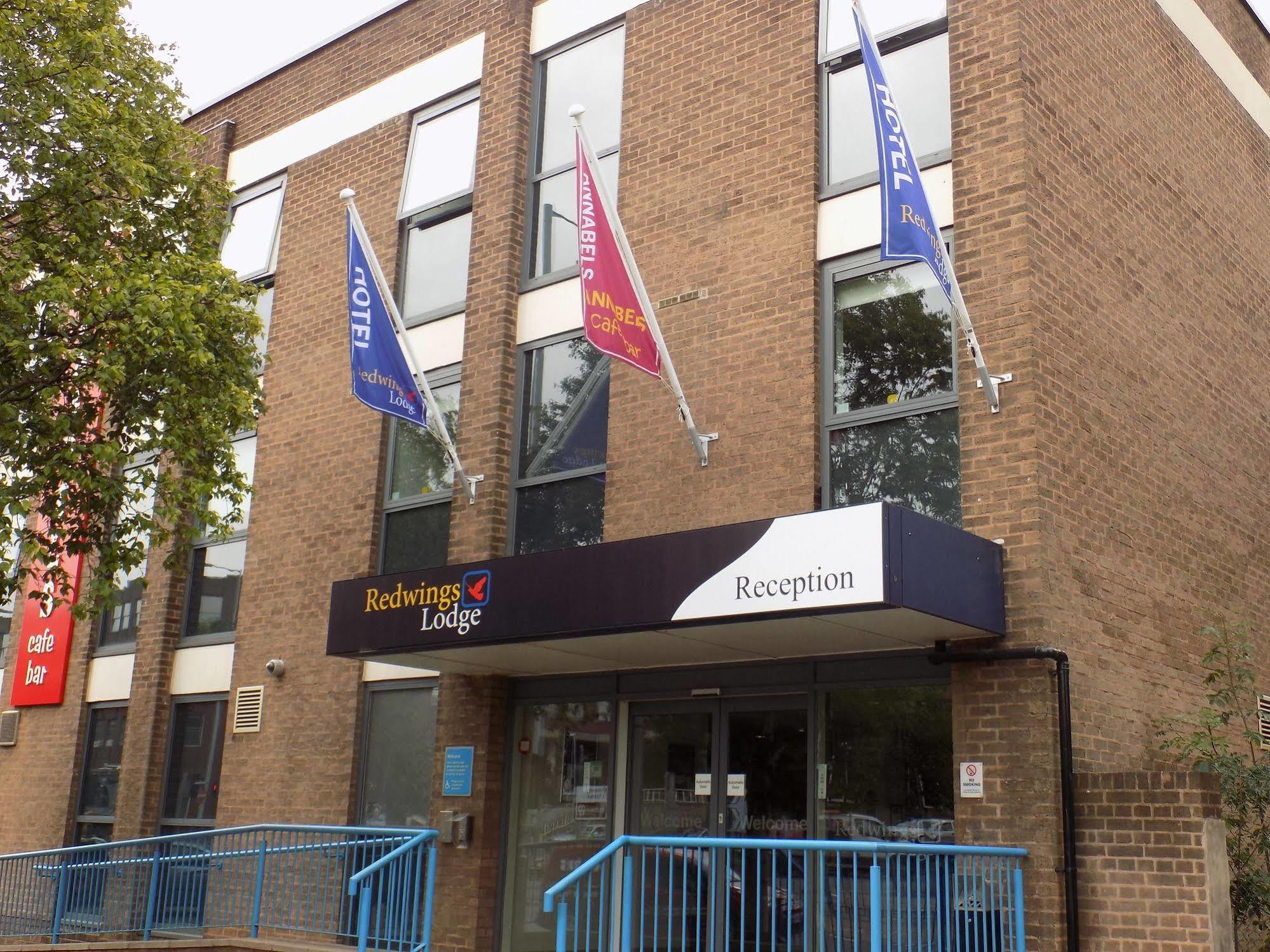 Redwings Lodge Wolverhampton Central Εξωτερικό φωτογραφία